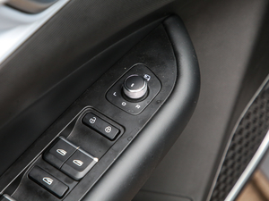 2020550KM xm(x) C++ Pro g