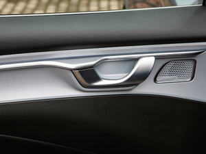 2020550KM xm(x) C++ Pro g