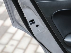 2020550KM xm(x) C++ Pro g