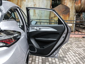 2020550KM xm C++ Pro g