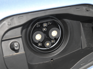 2020400KM xm C+ Pro ^