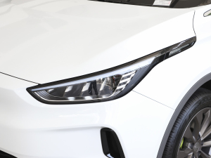 2021款C550 幂方版 大灯