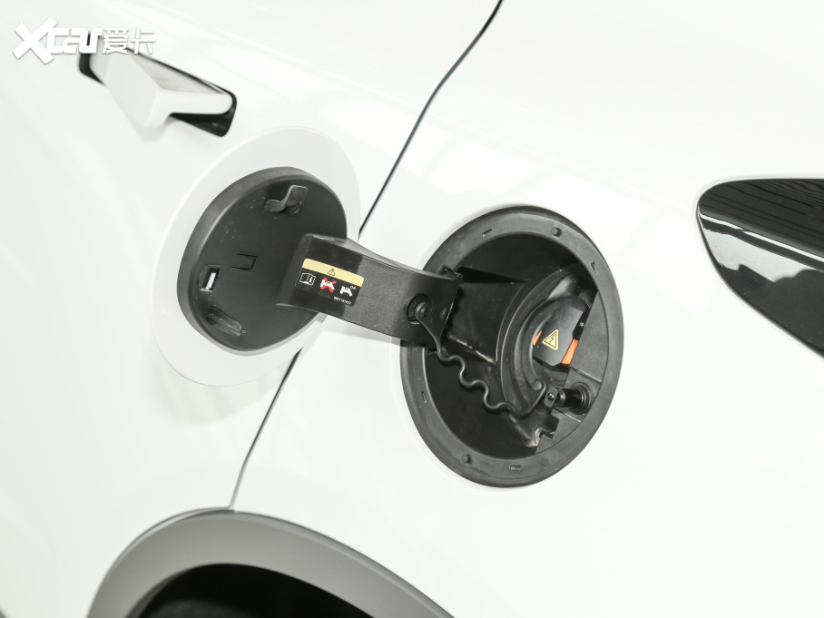 2022׺C {(ln)ݮC400