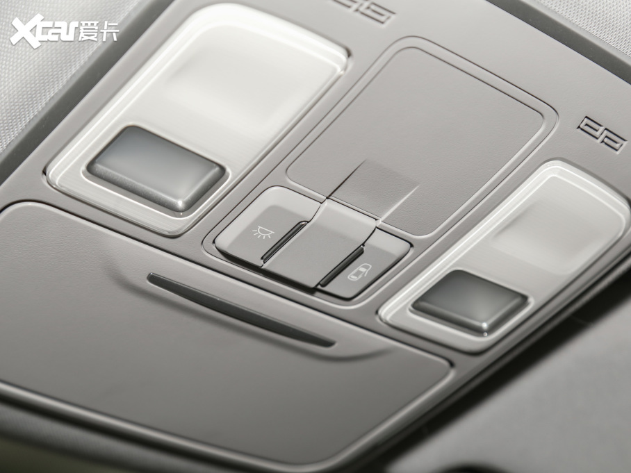 2022����׺�C �{ݮC400