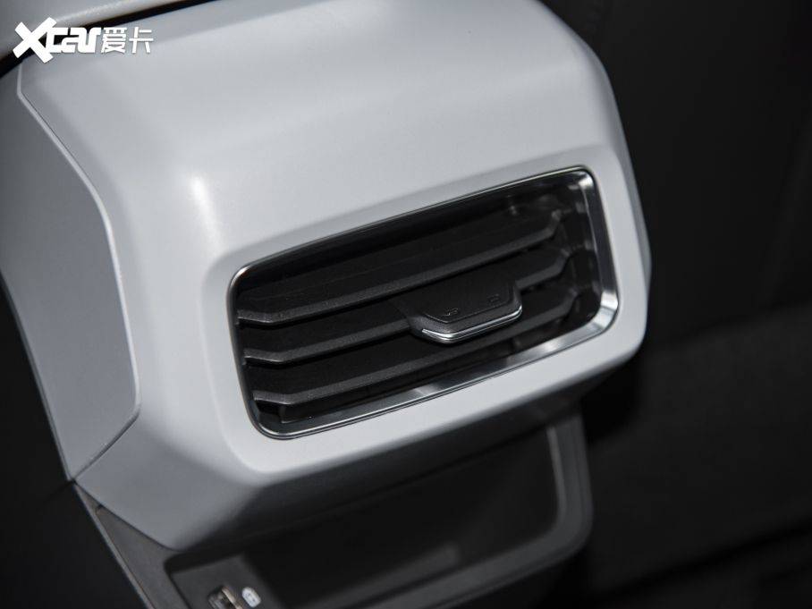 2022����׺�C 550KM ����Pro