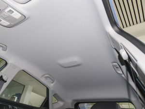 2022400KM {ݮPro п؅^