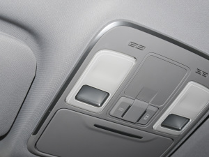 2022400KM {ݮPro п؅^