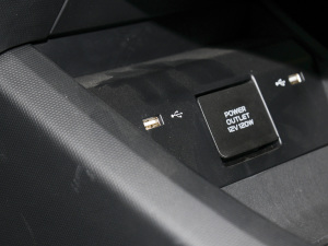 2022400KM {ݮPro п؅^