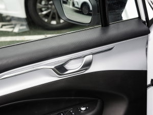 2022550KM Plus п؅^