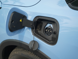 2022401KM Z 4 (x)(ji)^