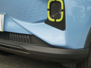 2022401KM Z 4 (x)(ji)^