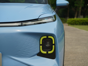 2022401KM Z 4 (x)(ji)^