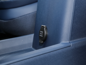 2022320KM ɻ 4 п؅^