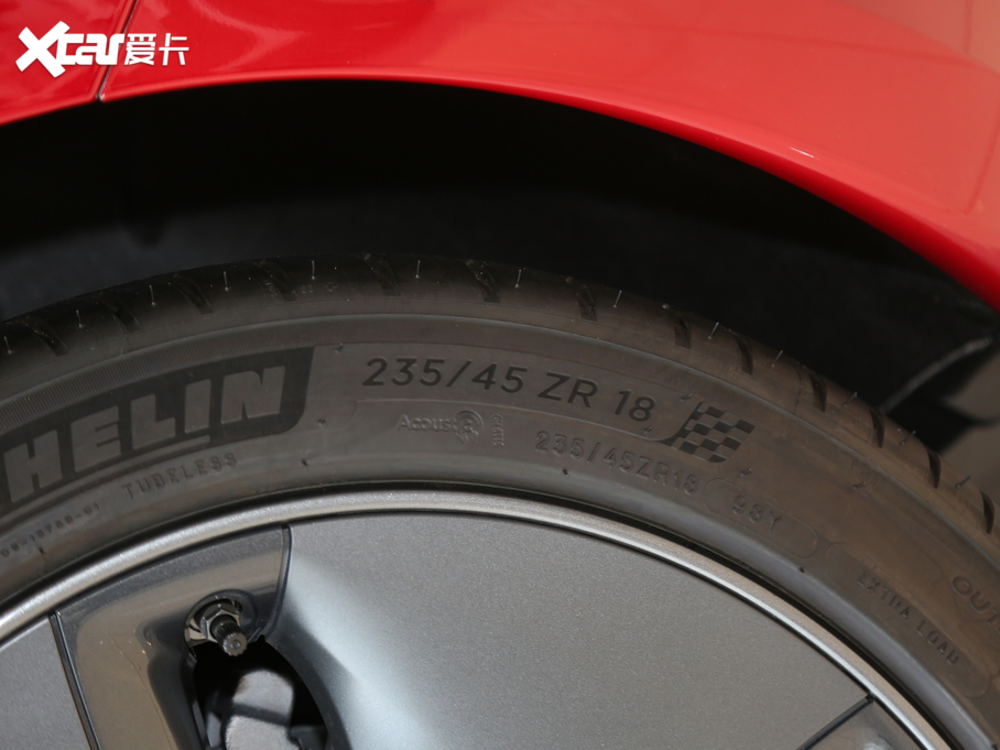 2020��Model 3 �L�m����݆�Ӱ� 