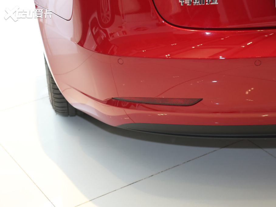 2020��Model 3 �L�m����݆�Ӱ� 