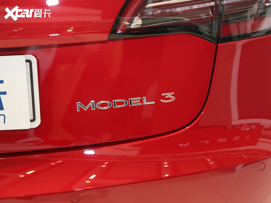 2020��Model 3 �L�m����݆�Ӱ� 