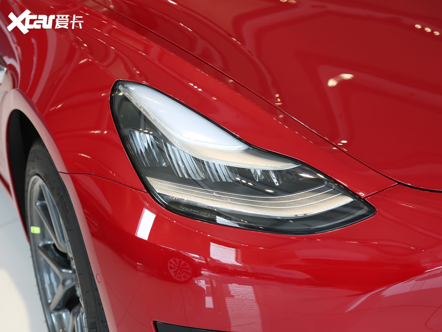 2020��Model 3 �L�m����݆�Ӱ� 