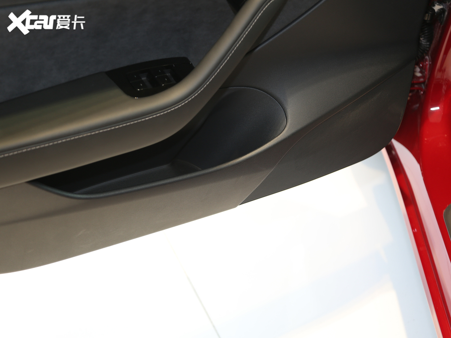 2020Model 3 Lm(x)݆(q)(dng) 