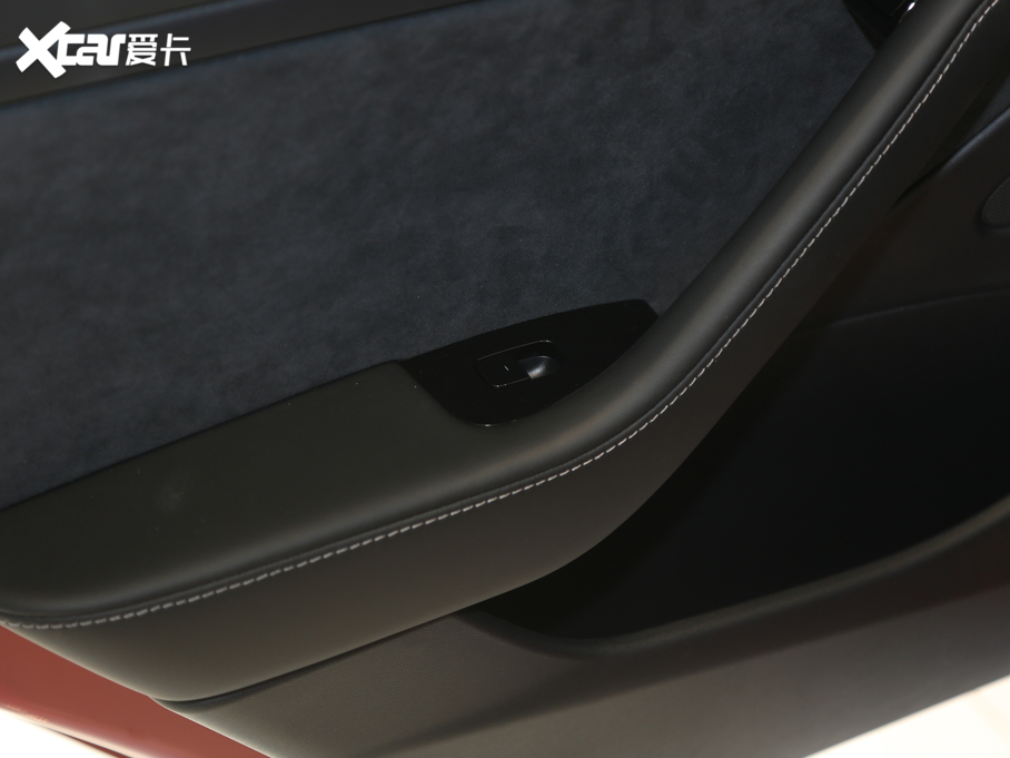 2020��Model 3 �L�m����݆�Ӱ� 