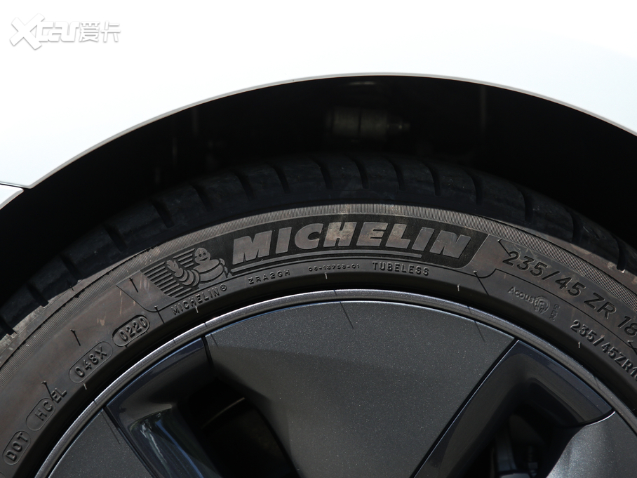 2020Model 3 Ŀ Lm݆Ӱ