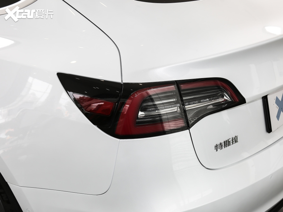 2020Model 3 (bio)(zhn)m(x)݆(q)