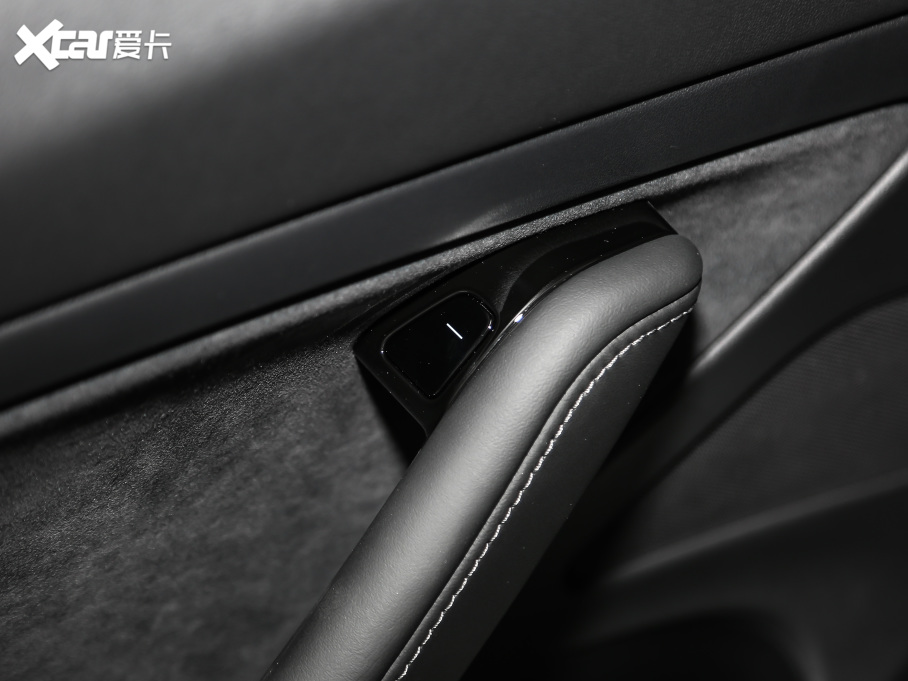 2020��Model 3 �˜��m����݆��������