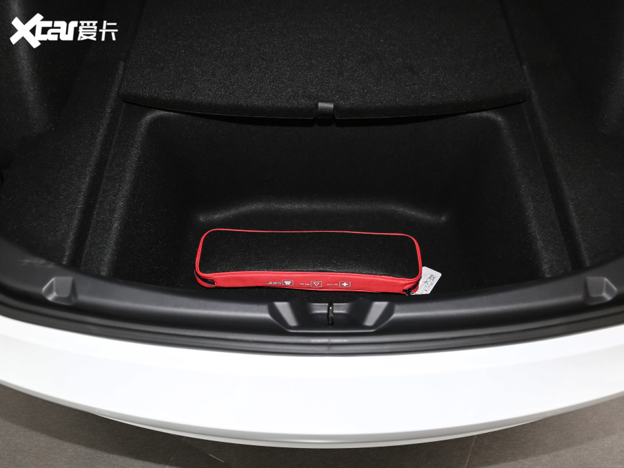 2020��Model 3 �˜��m(x��)����݆�(q��)��������