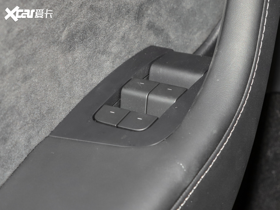 2021��Model Y Performance�����ܰ�