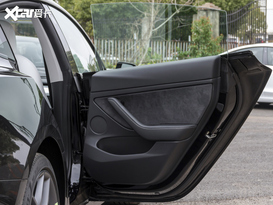 2021Model 3 Performanceȫ݆Ӱ