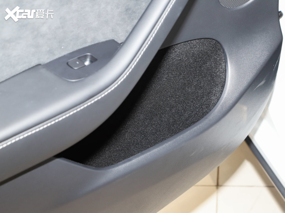 2022��Model Y Performance������ȫ݆�(q��)�Ӱ�