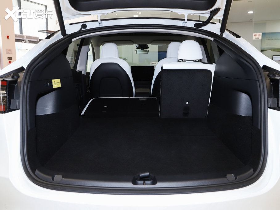 2022Model Y Performanceȫ݆(q)(dng)