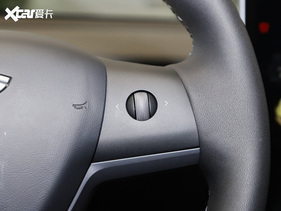 2022��Model Y Performance������ȫ݆�Ӱ�