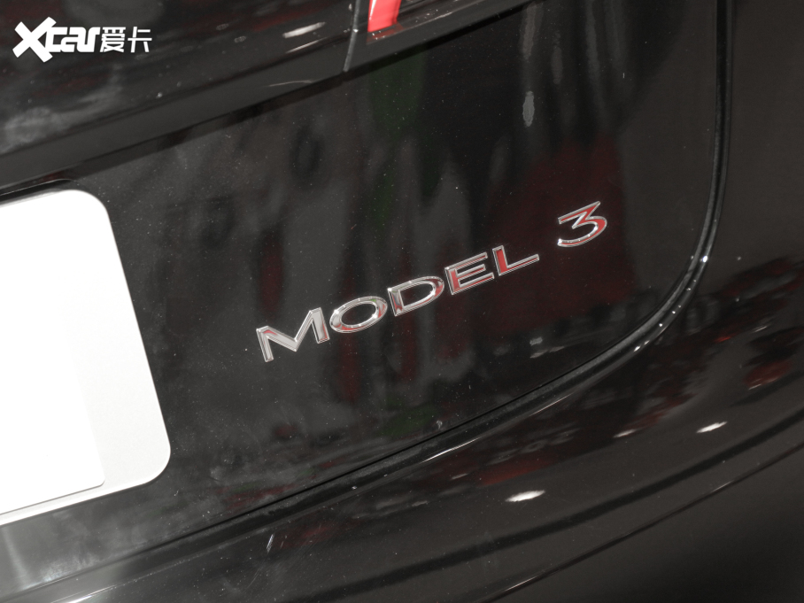 2022��Model 3 ��݆�Ӱ�