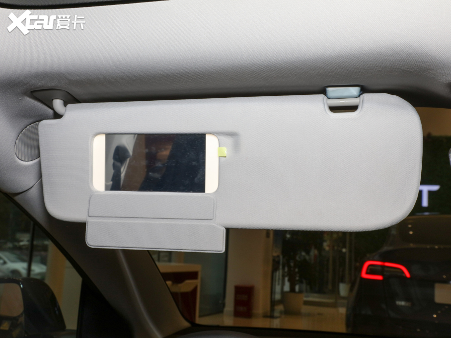 2022��Model 3 ��݆�Ӱ�