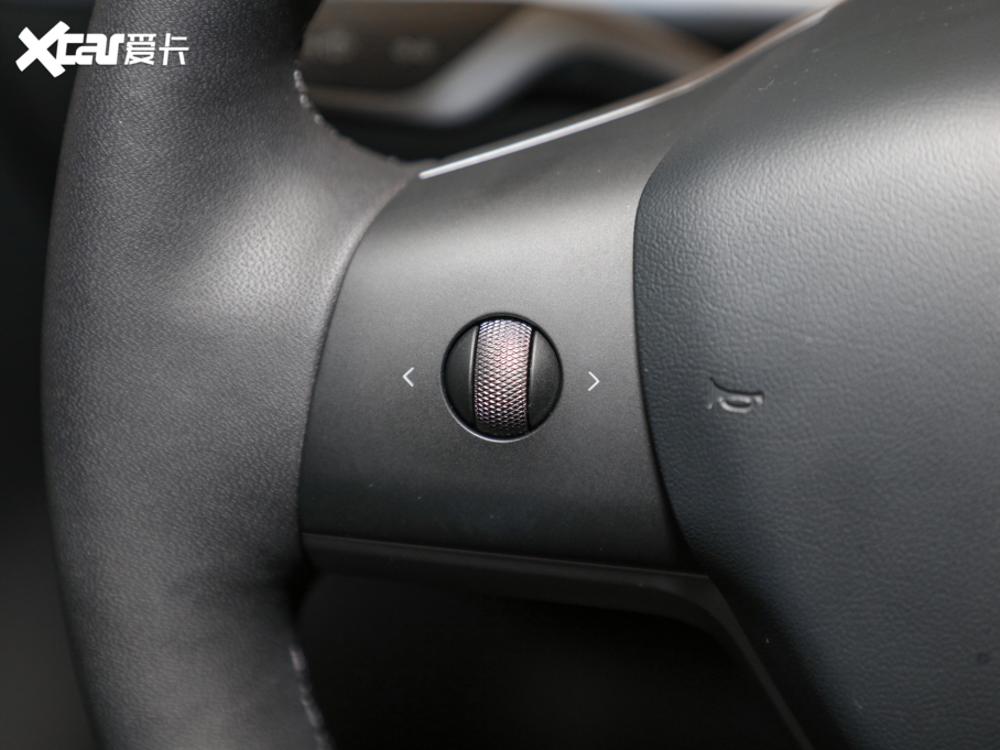 2022��Model 3 ��݆�Ӱ�