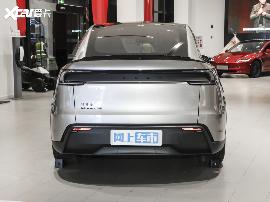 2025��Model Y L �L�m��ȫ݆�Ӱ�