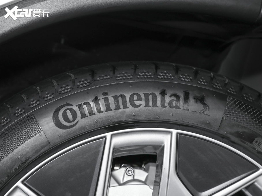 2025��Model Y L �L�m��ȫ݆�Ӱ�