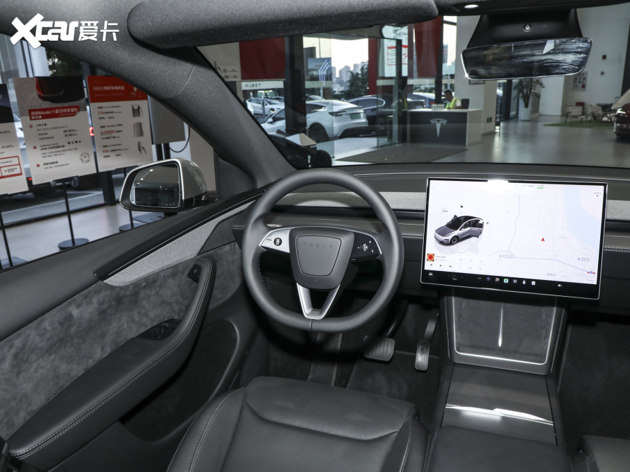 2025��Model Y L �L�m��ȫ݆�Ӱ�