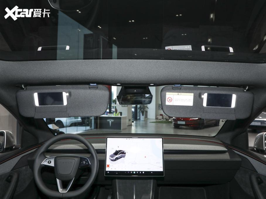 2025��Model Y L �L(zh��ng)�m(x��)��ȫ݆�(q��)��(d��ng)��