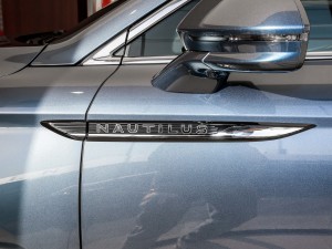 20212.7T (q)y(tng) (ji)^