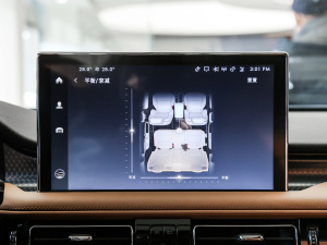 20212.7T 򌿂y п؅^