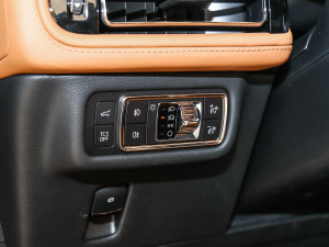 20212.7T 򌿂y п؅^