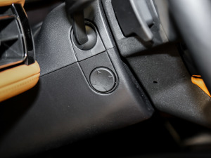 20212.7T 򌿂y п؅^