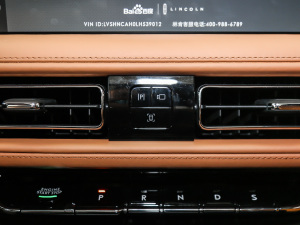 20212.7T 򌿂y п؅^