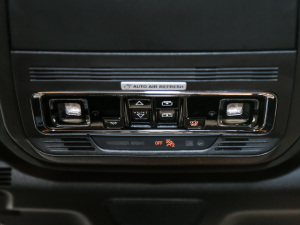 20212.7T 򌿂y п؅^