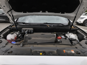 2021款2.7T 四驱尊耀版 发动机