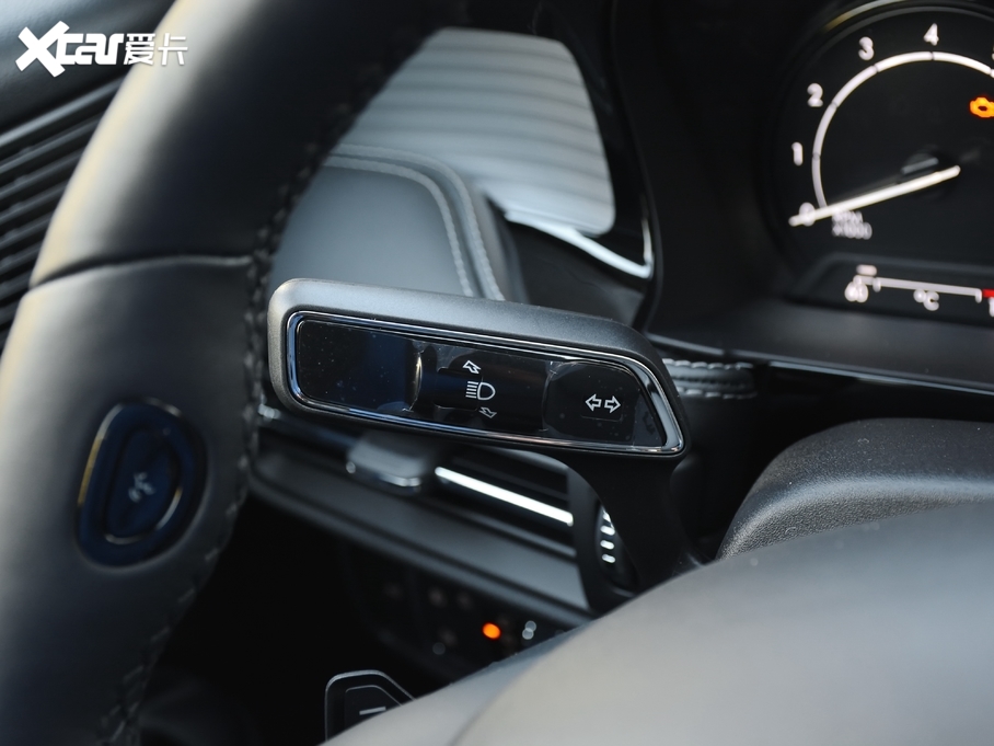 2021ðU(xin) 2.0T (q)