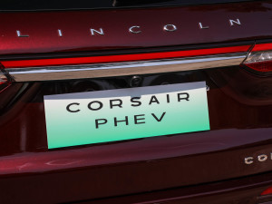 2021PHEV eŰ ^