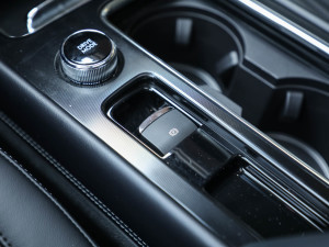2021款PHEV 四驱e雅版 驻车制动器
