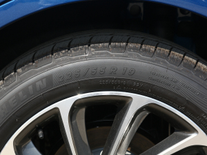 2021PHEV (q)eŰ ݆̥ߴ